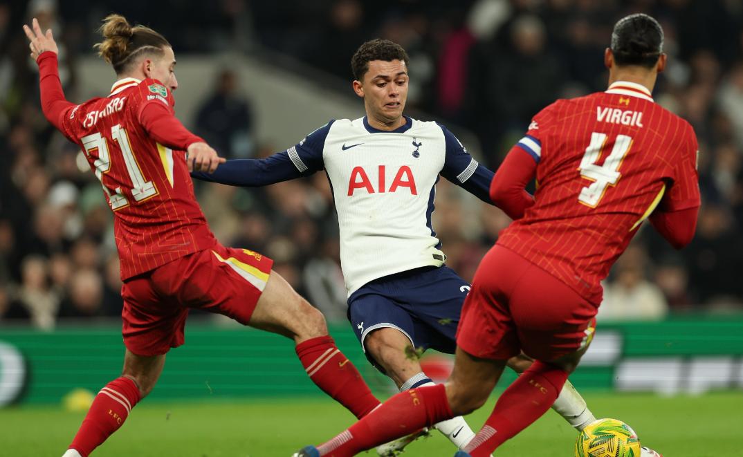 雷竞技电竞-包含从多特蒙德强势反弹备战西甲到曼城队长鼓劲备战意甲，萨拉赫在美国队比赛中晋级的词条